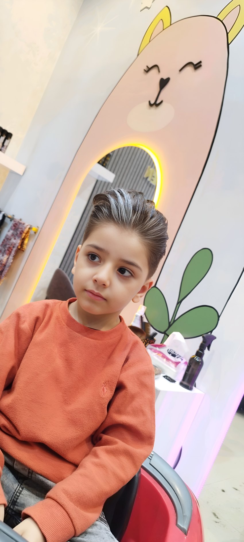 سالن زیبایی موپیچ